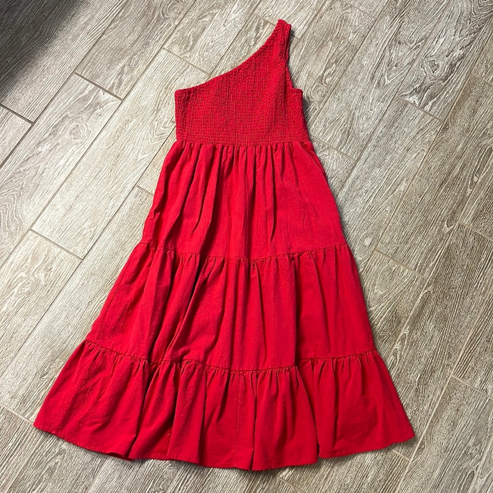 One shoulder shirred ruffle hem dress